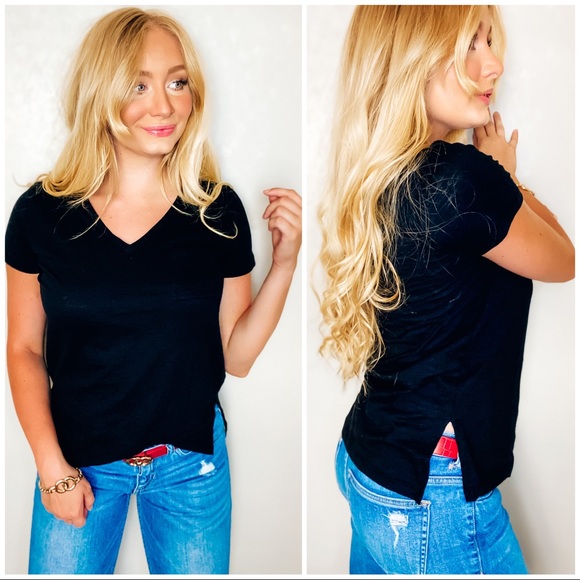 WON'T LET YOU DOWN V-NECK TEE- BLACK - Picture 2 of 3